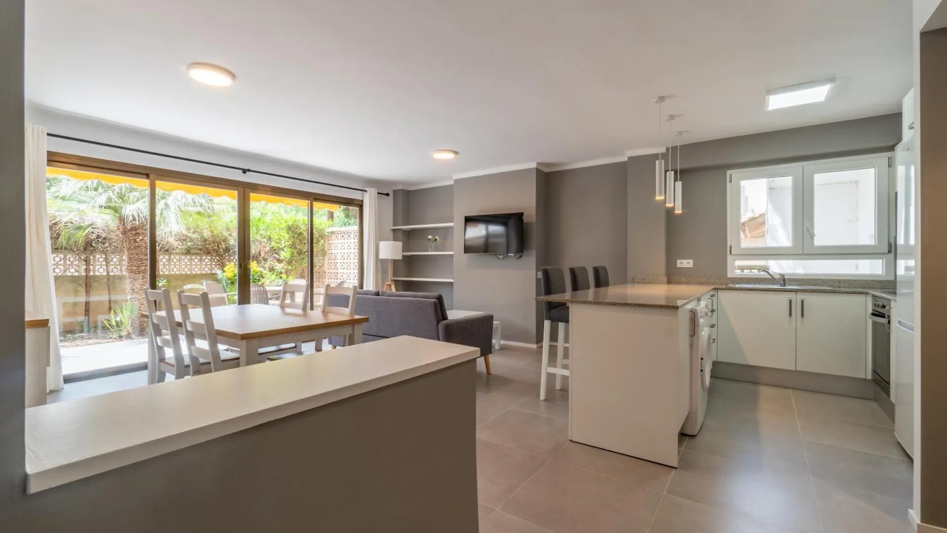 Ponent Cala Ratjada Apartments F Hiszpania