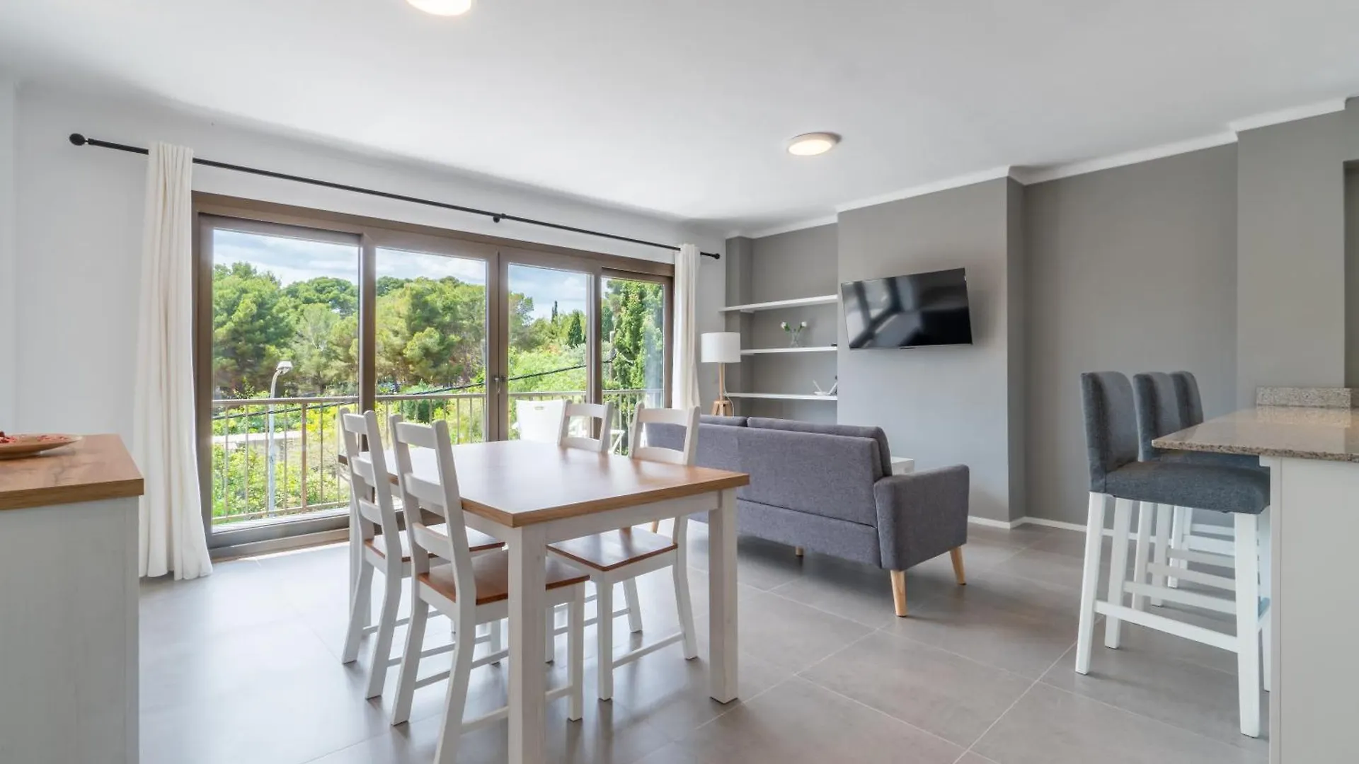 Ponent Cala Ratjada Apartments F Ισπανία